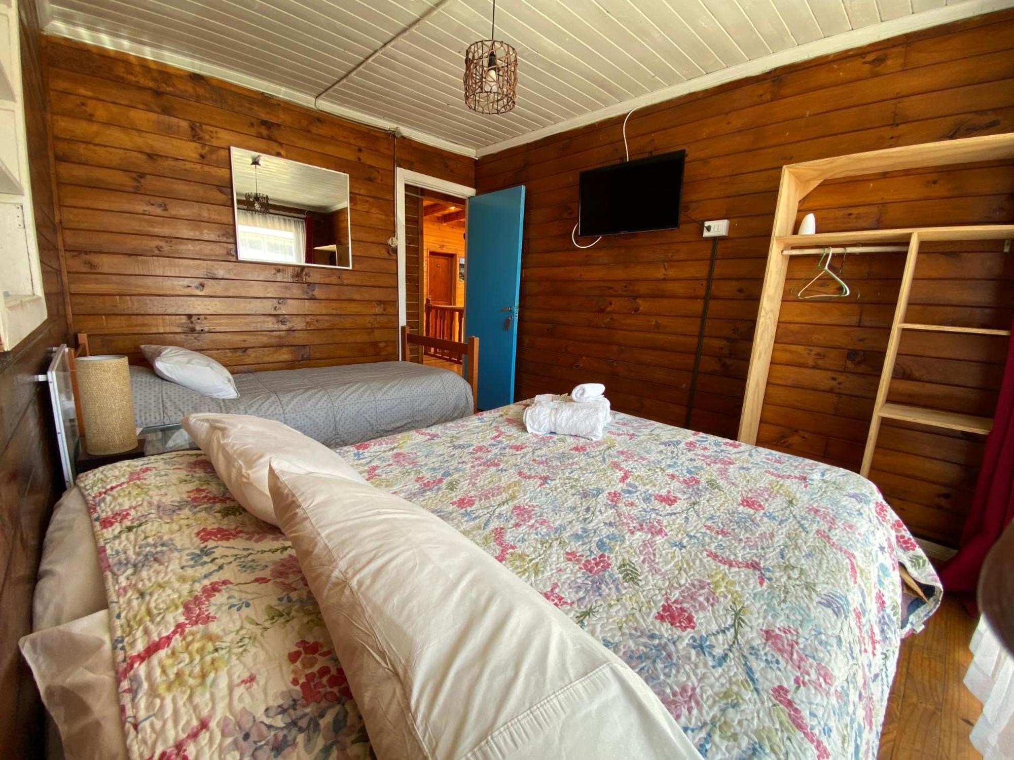 Hostel Moreno 皮奇勒姆 外观 照片